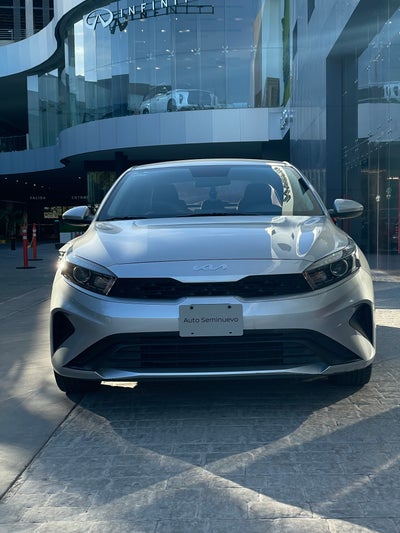 2022 Kia FORTE 4 PTS L 20L TA AAC SIN ENCEDIDO BOTON R-16