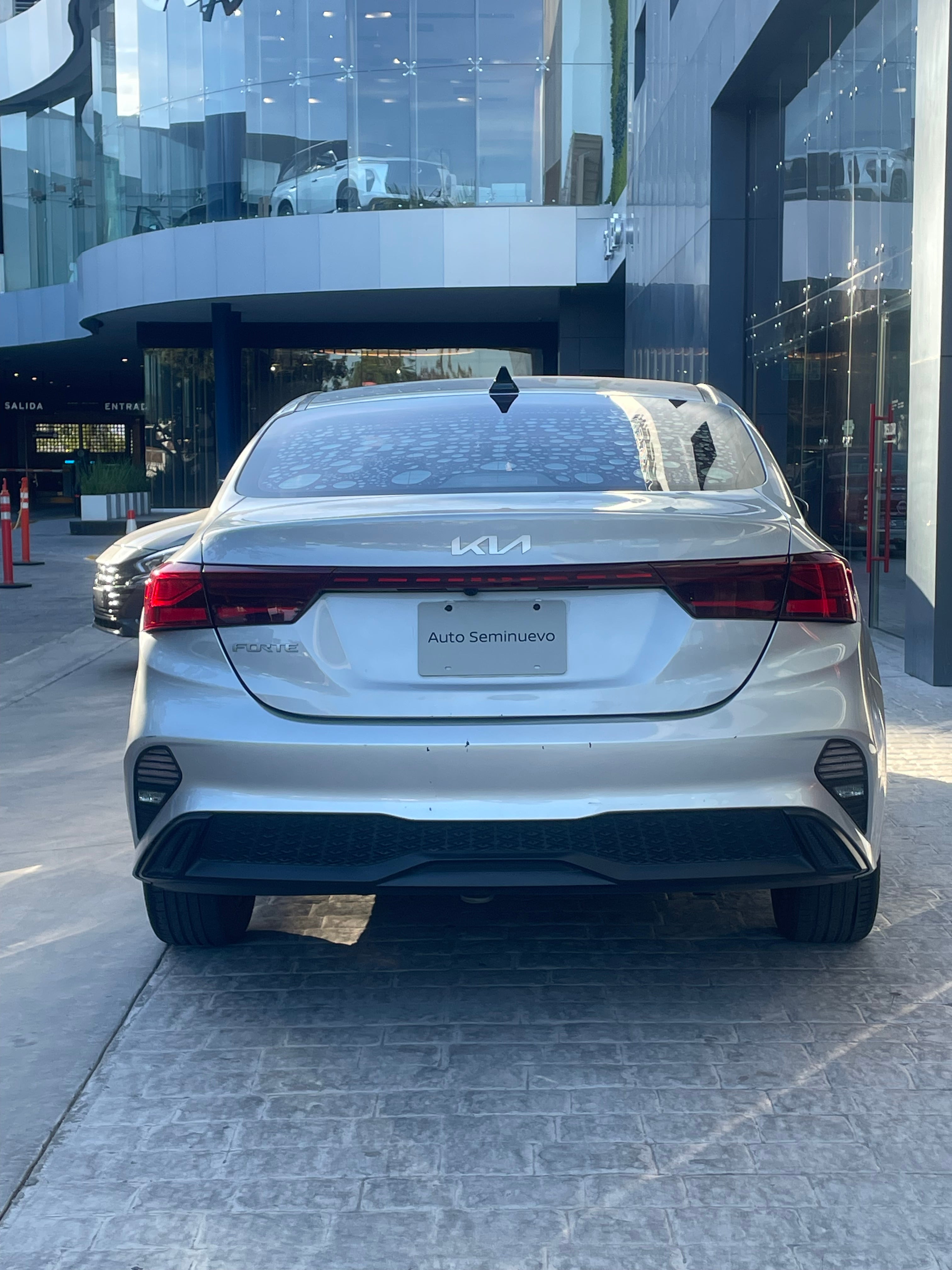 2022 Kia FORTE 4 PTS L 20L TA AAC SIN ENCEDIDO BOTON R-16