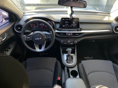 2022 Kia FORTE 4 PTS L 20L TA AAC SIN ENCEDIDO BOTON R-16