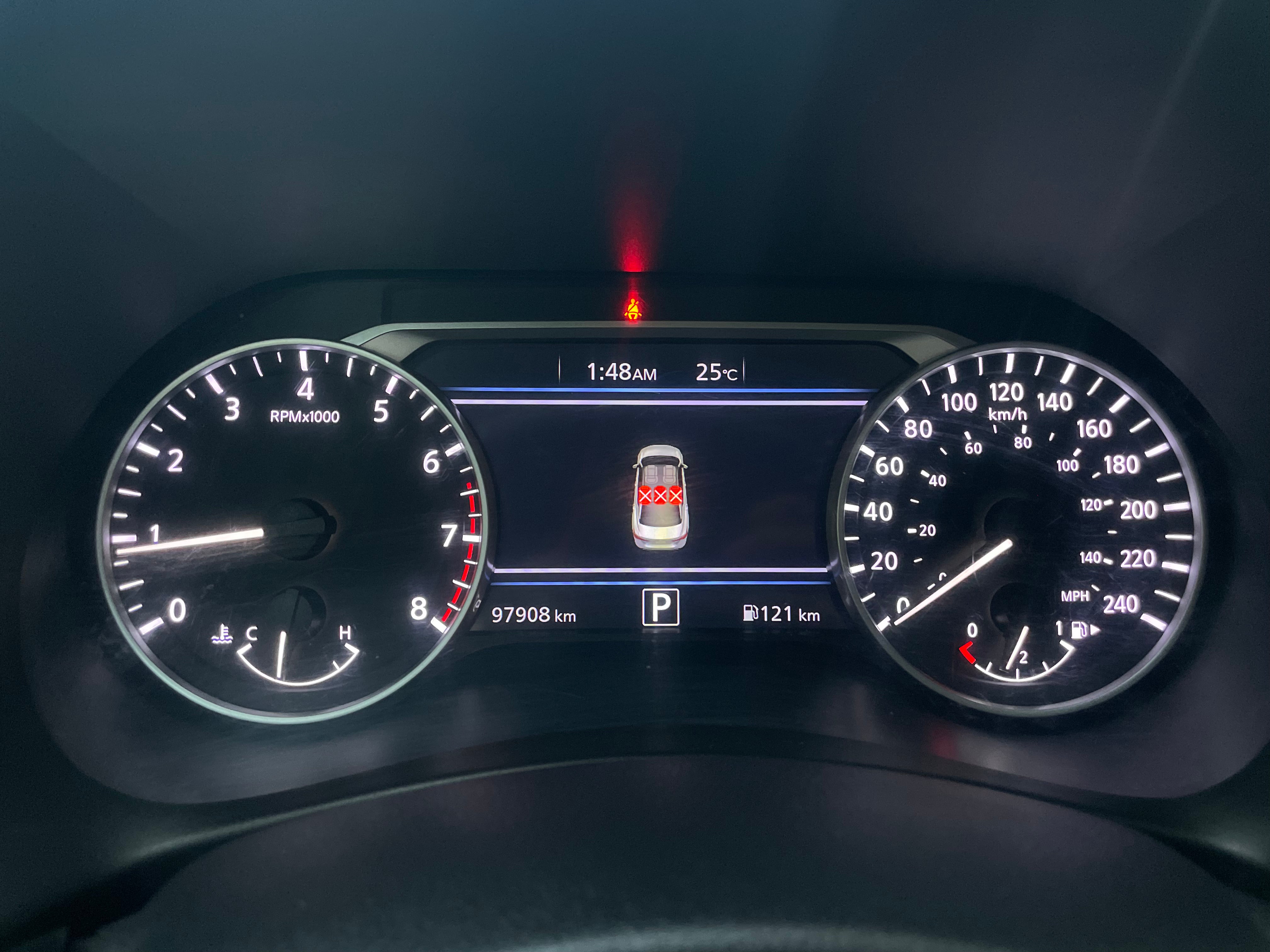 2023 Nissan SENTRA 4 PTS SR CVT AAC ASTOS DEPORTIVOS BOSE QC F LED RA-18