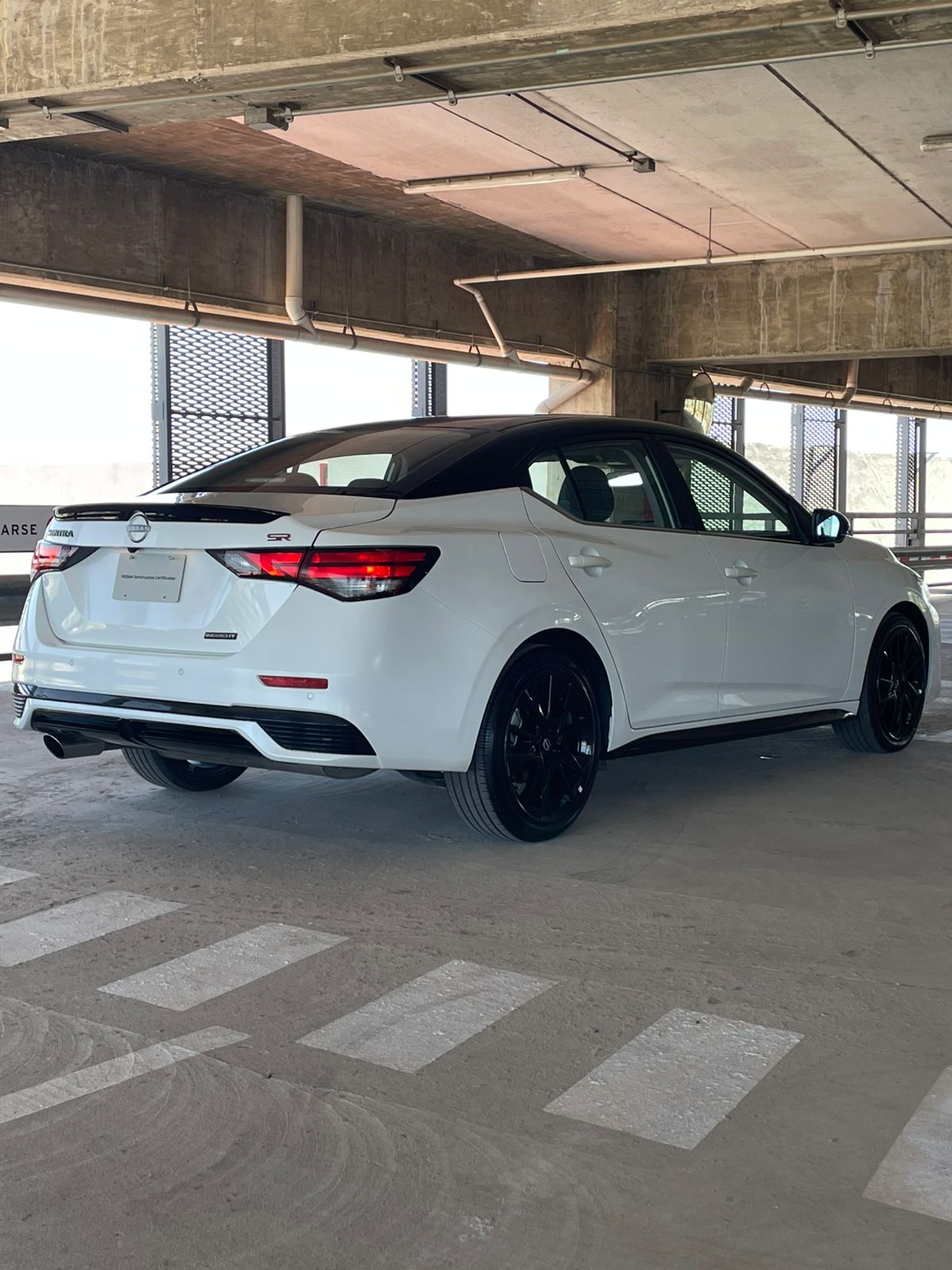 2025 Nissan SENTRA 4P SR MIDNIGHT ED. BI-TONO L42.0 AUT
