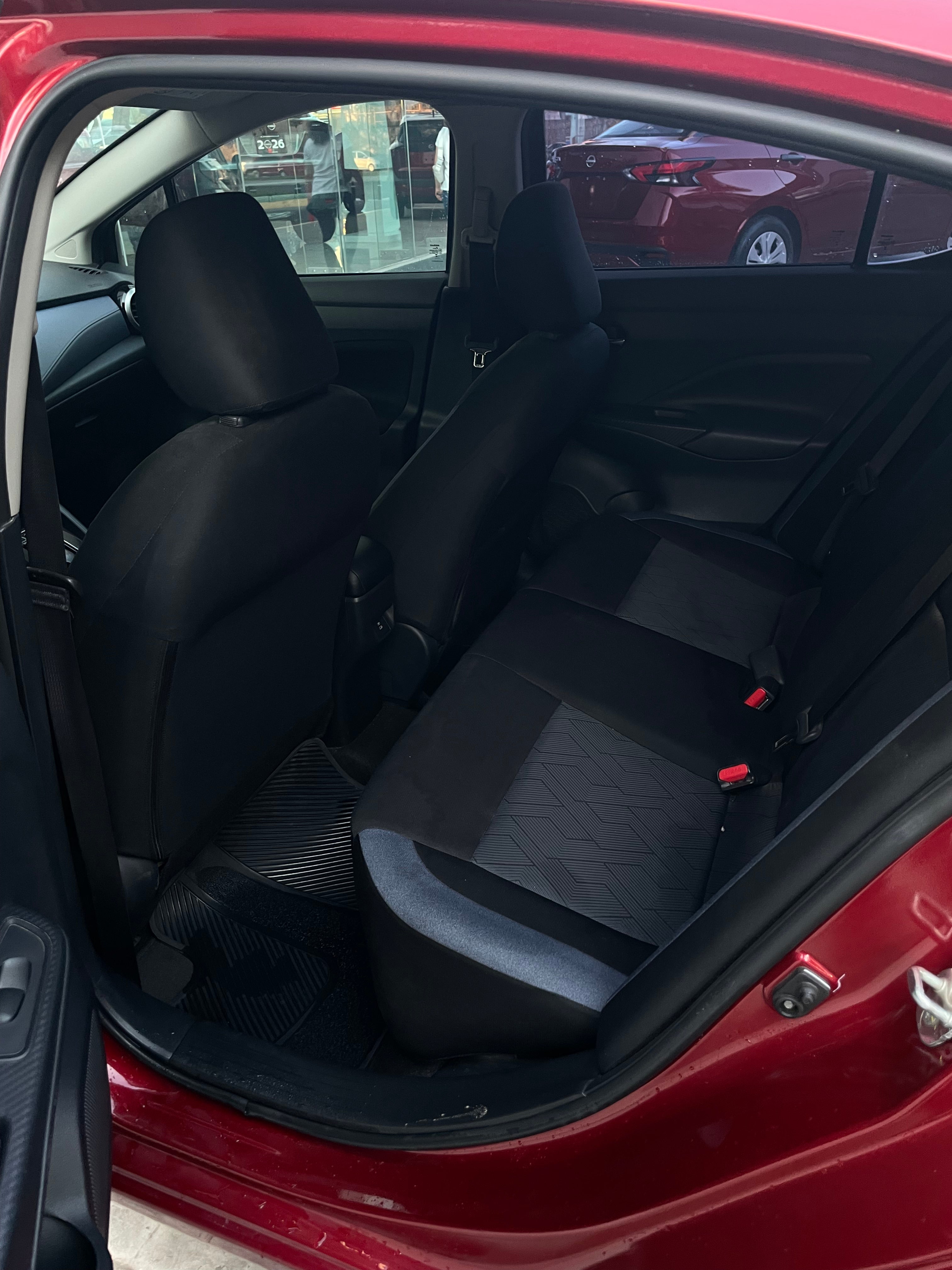 2024 Nissan VERSA 4P ADVANCE L41.6 AUT