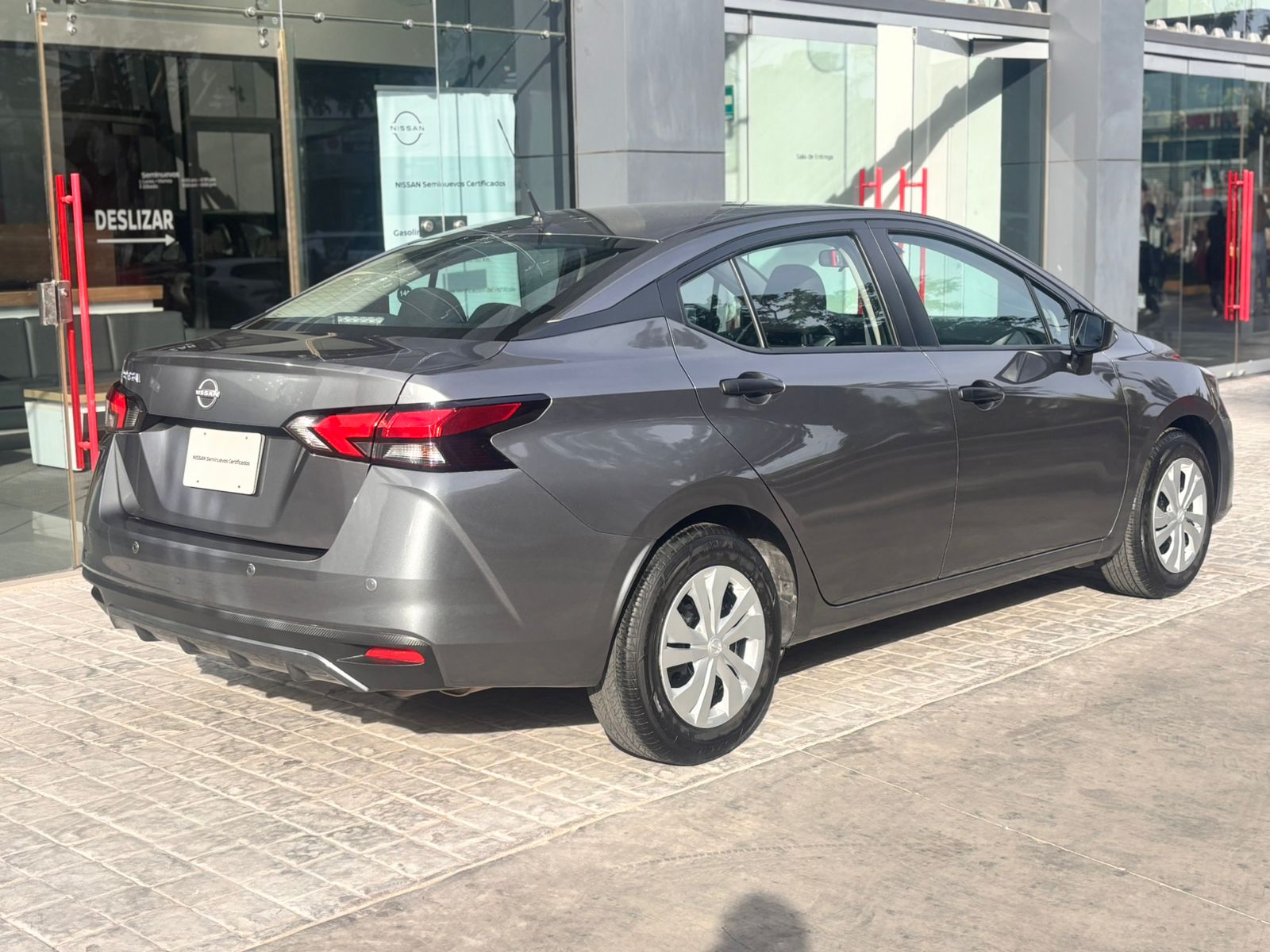 2025 Nissan VERSA 4P SENSE L41.6 AUT
