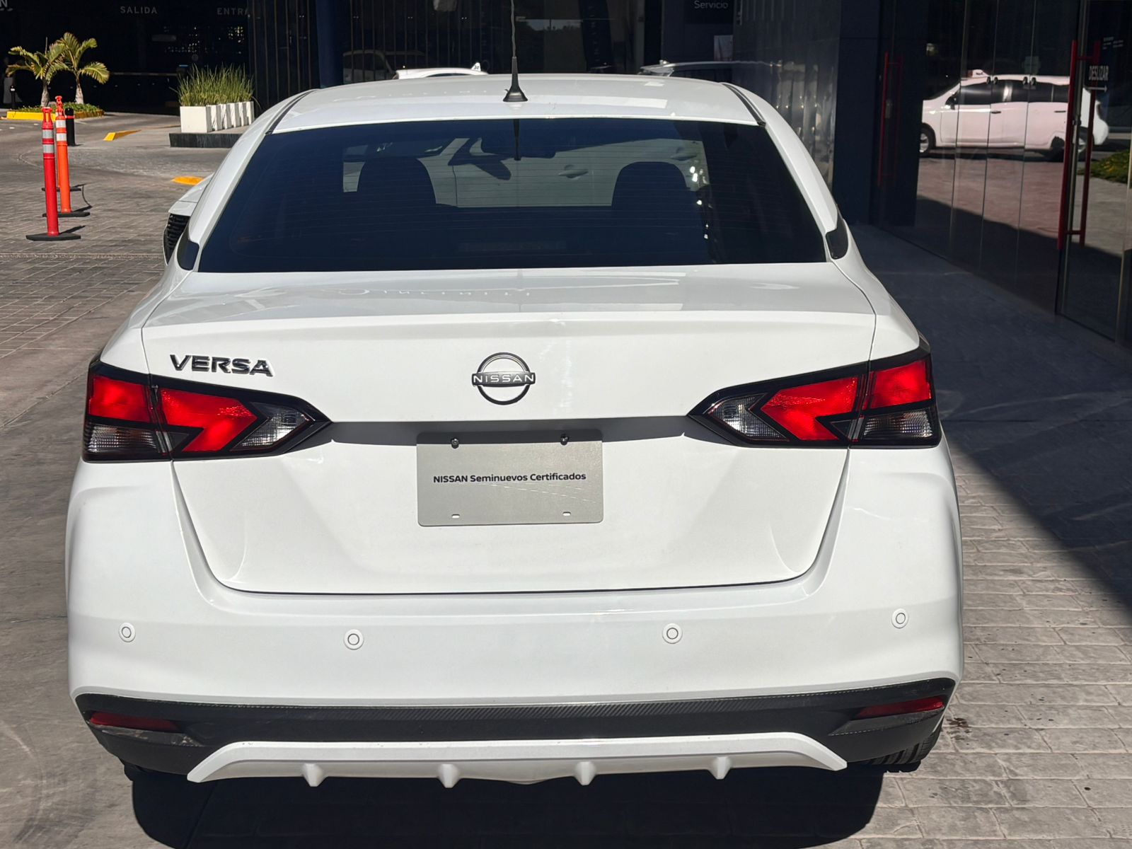 2024 Nissan VERSA 4P ADVANCE L41.6 AUT