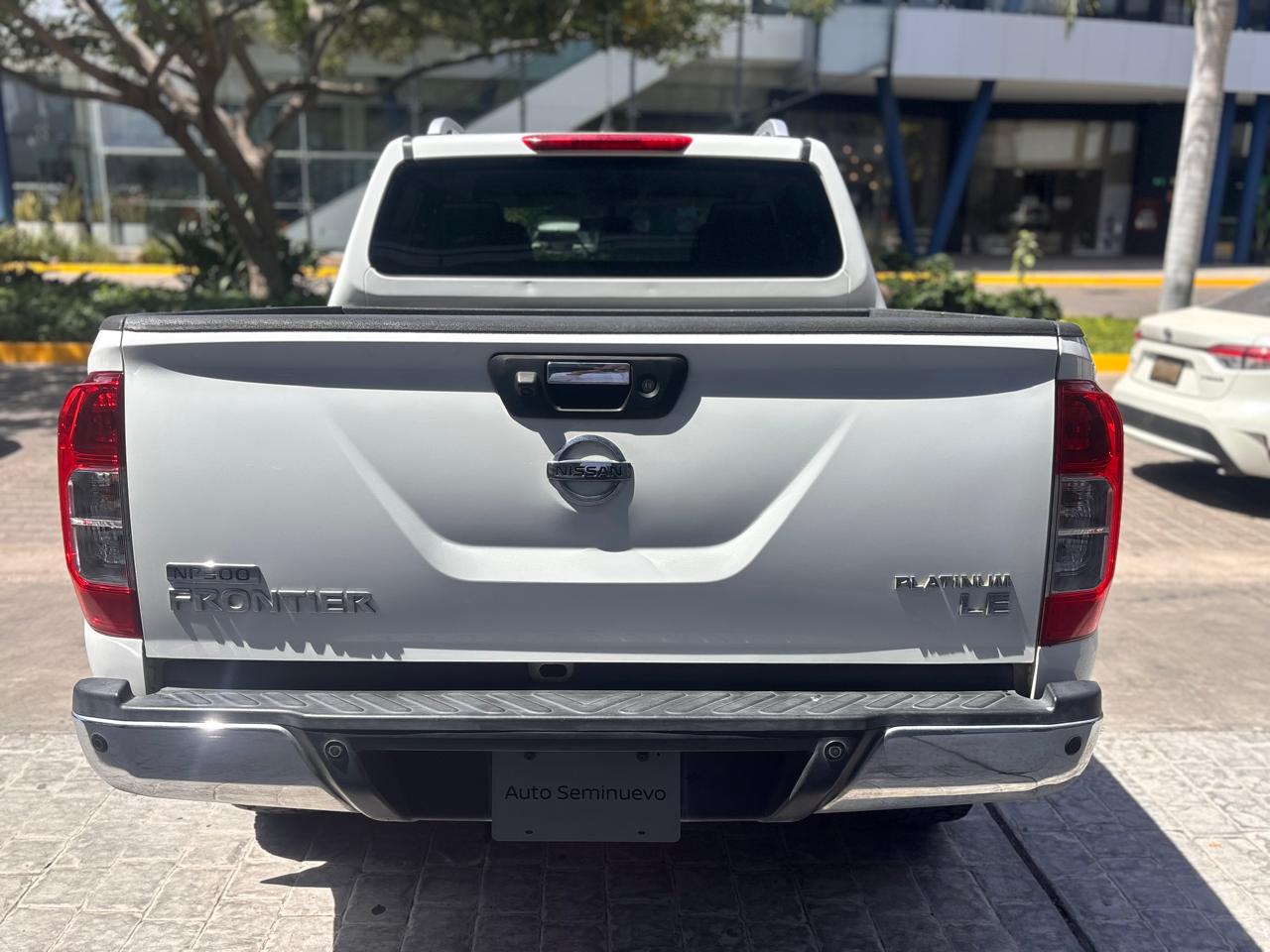 2019 Nissan FRONTIER 4 PTS PLATINUM LE 25L TM6 AAC PIEL F LED RA-18