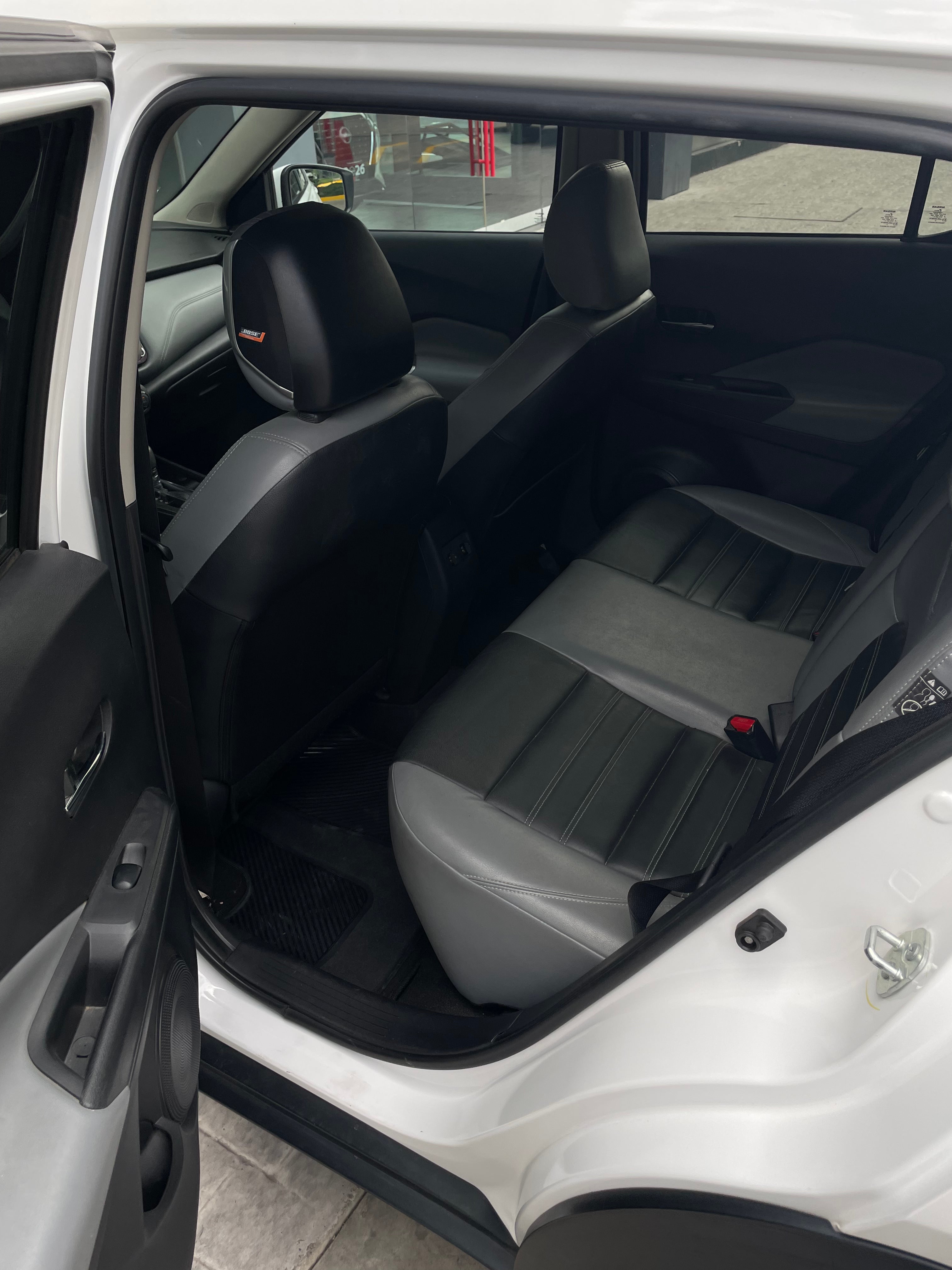 2023 Nissan KICKS 5 PTS EXCLUSIVE 16L TA AAC AUT PIEL GPS RA-17