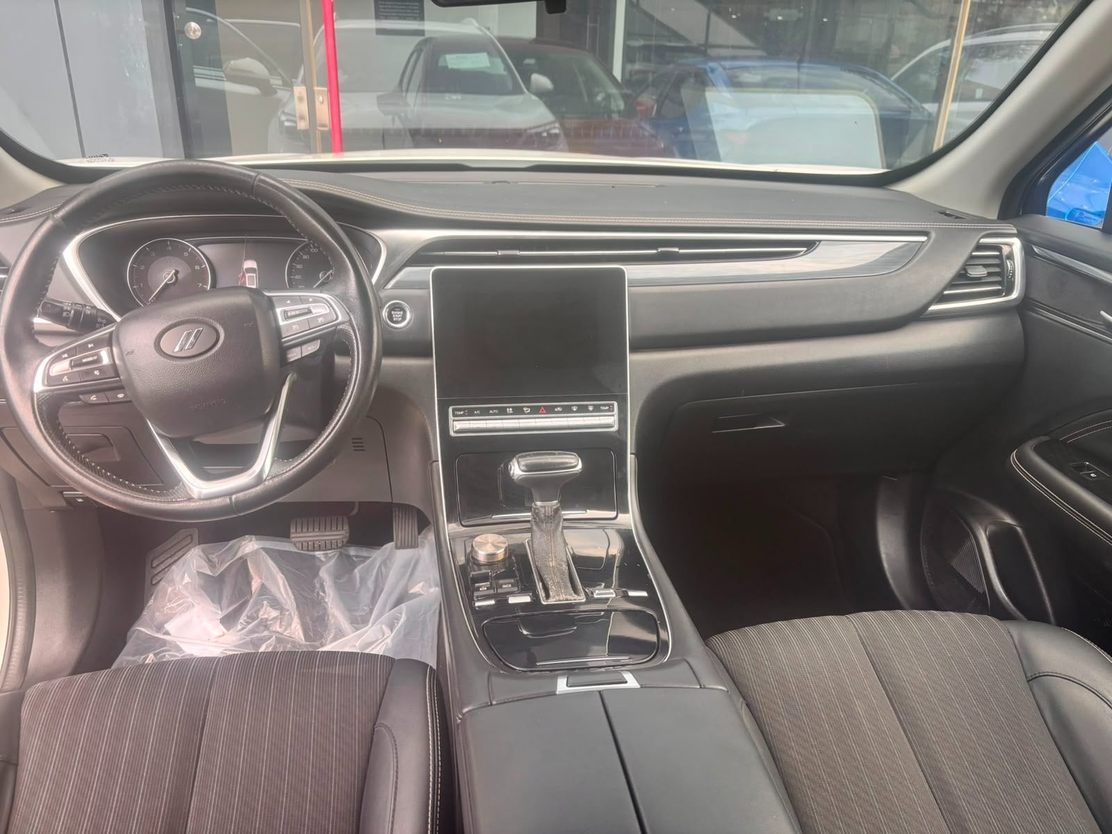 2022 Dodge JOURNEY 5 PTS SXT 15T TA 5 PAS RA-18