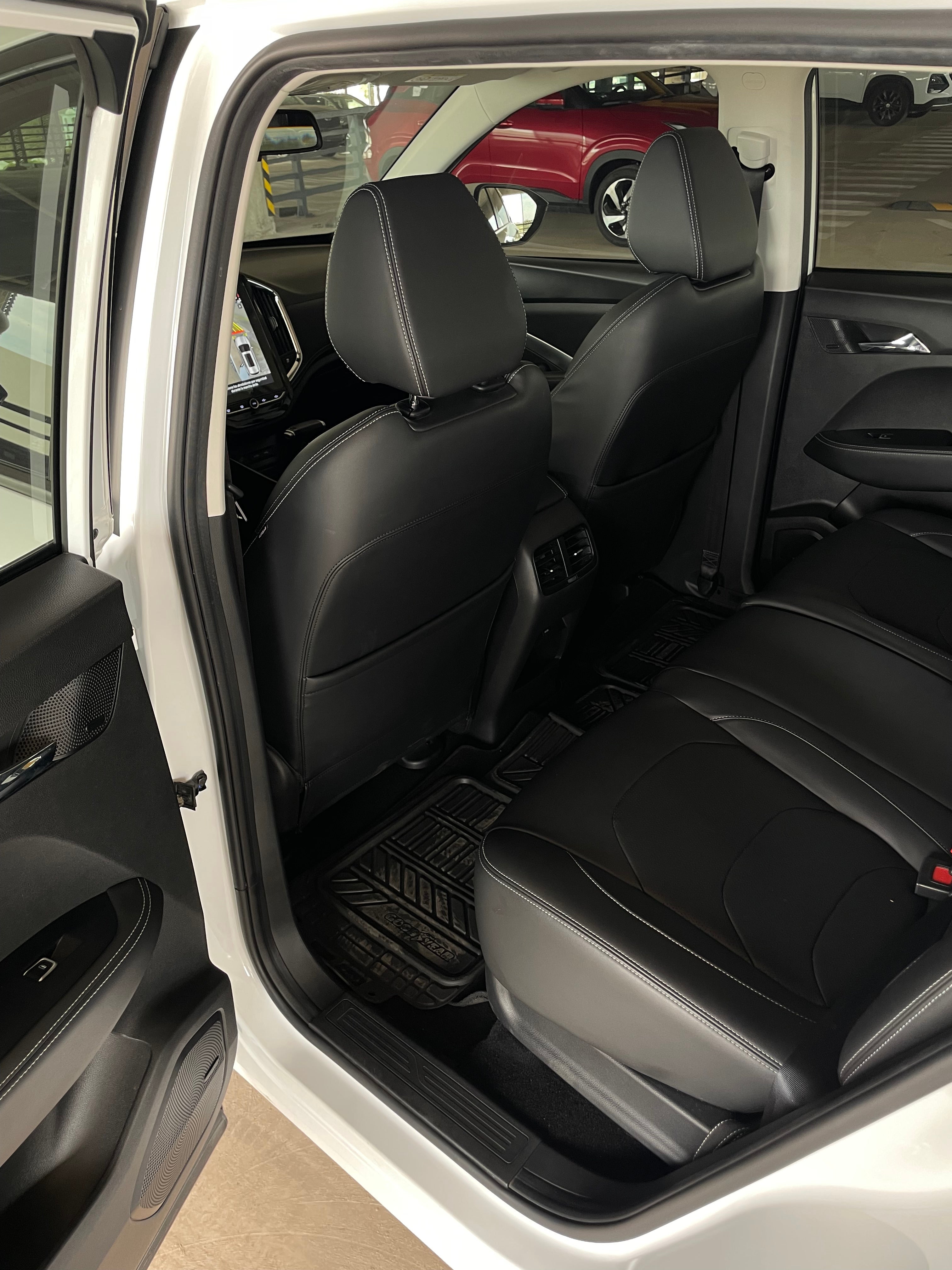 2024 Chevrolet CAPTIVA C 5 PTS PREMIER 15T TA AAC AUT PIEL TP 7 PAS RA-18