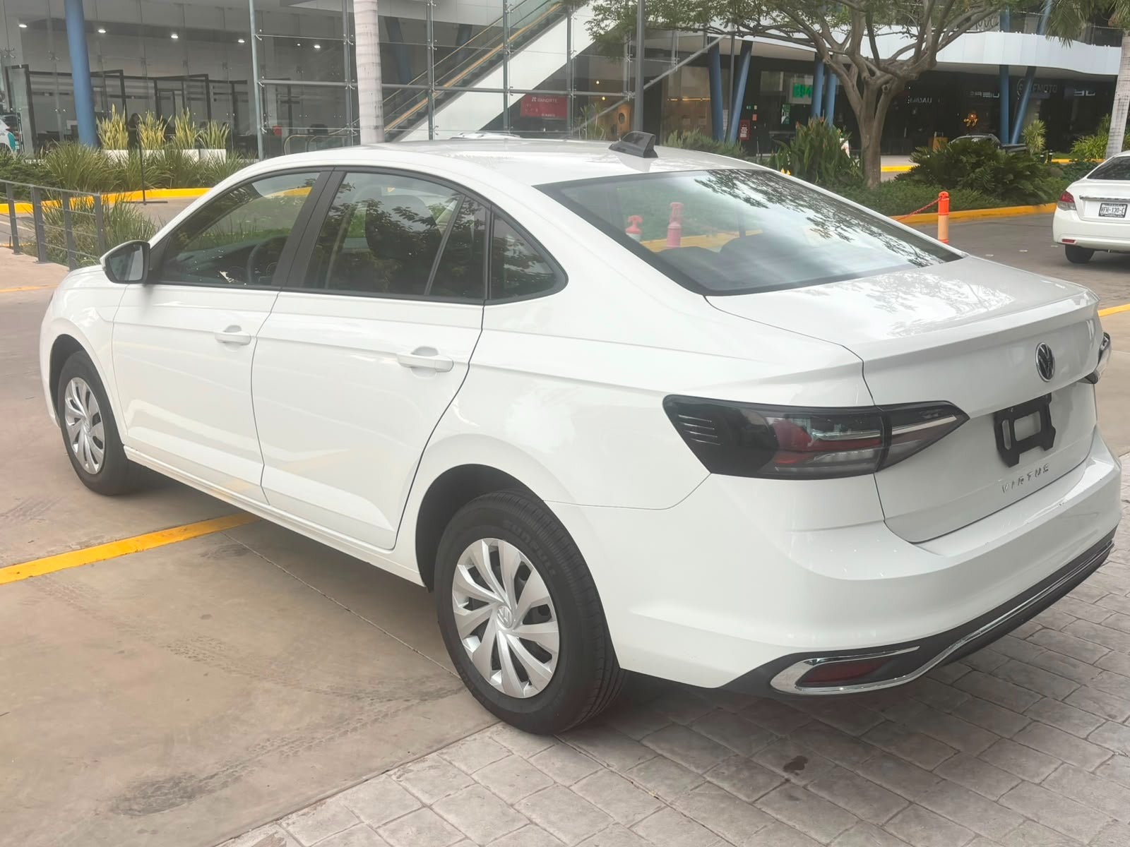 2024 Volkswagen VIRTUS 4P TRENDLINE L41.6 AUT