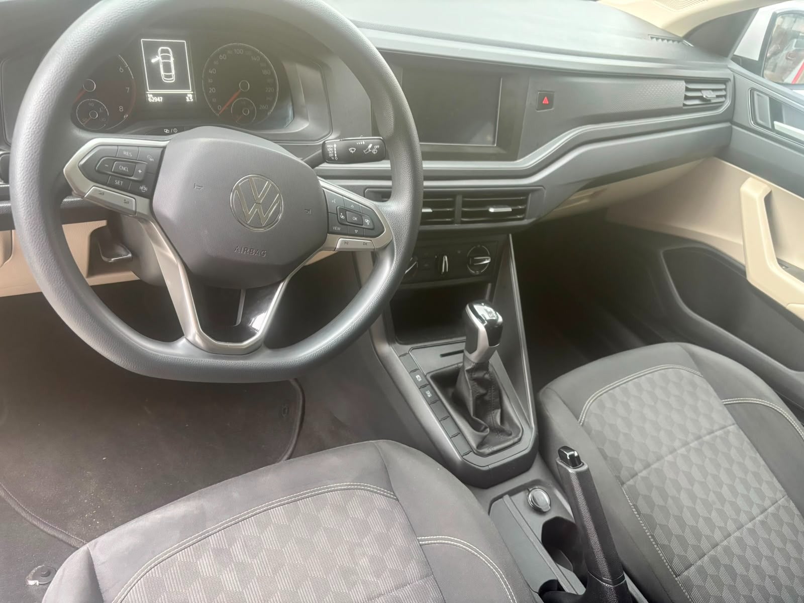 2024 Volkswagen VIRTUS 4P TRENDLINE L41.6 AUT
