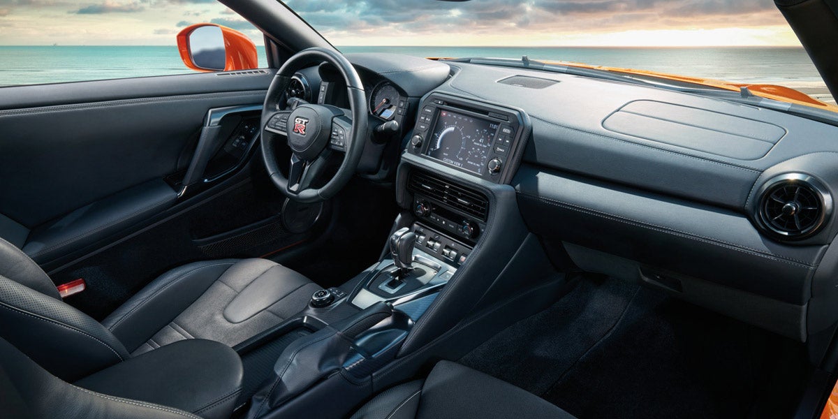 Nissan GT-R Interior1
